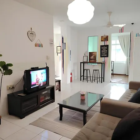 Natol Homestay - Kuching Home Penthouse Airport Road-2