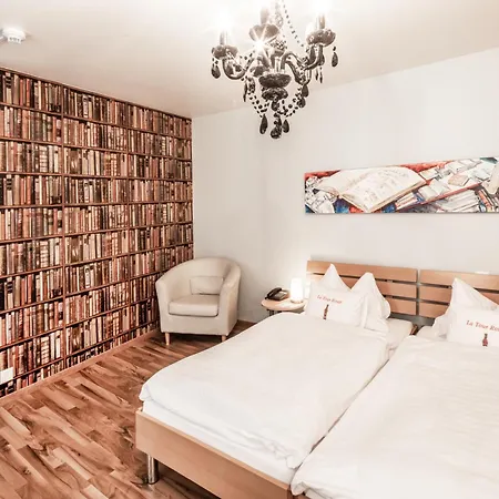 Hotel Roter Turm-3