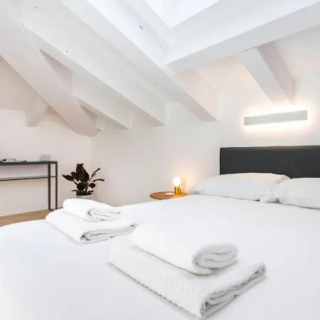 JOIVY Premium Apartments - Trieste Mazzini-2
