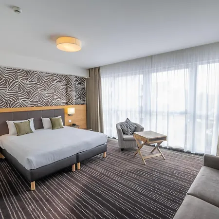 Le Lodge Brit Hotel Strasbourg Zenith-2