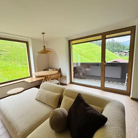 Kwt Lodge-2