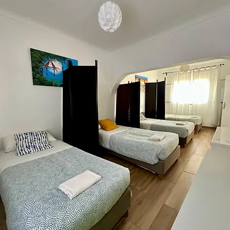 Pirata Milfontes Guest House-2