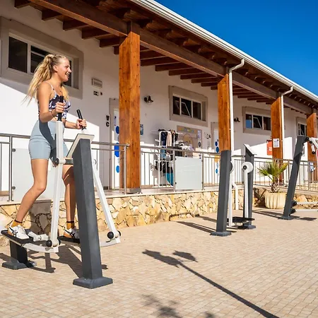 Sagres Sun Stay - Surf Camp & Hostel-2