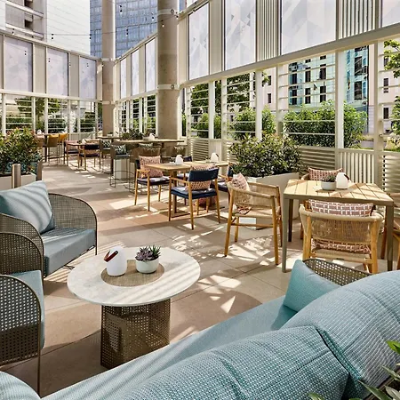 Courtyard By Marriott Berlin City Center-3