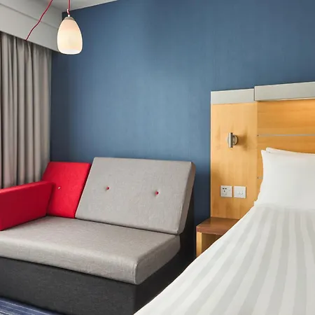 Holiday Inn Express London Limehouse By Ihg-3