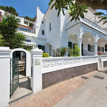 Villa Mariuccia Capri-3