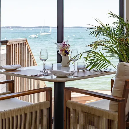 Les Vagues Hotel&Spa-3
