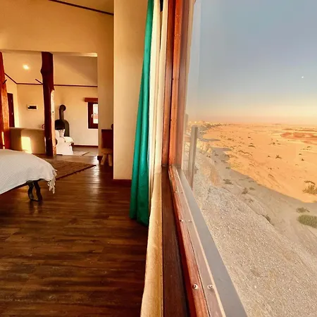 Desert Breeze Lodge-2