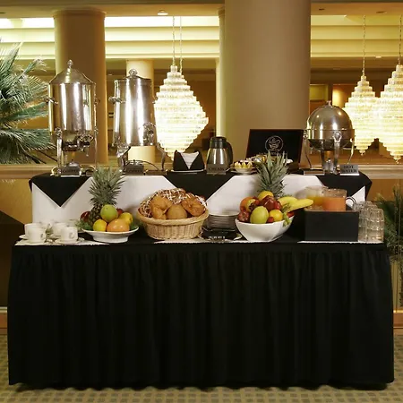 The Florida Hotel & Conference Center In The Florida Mall-2