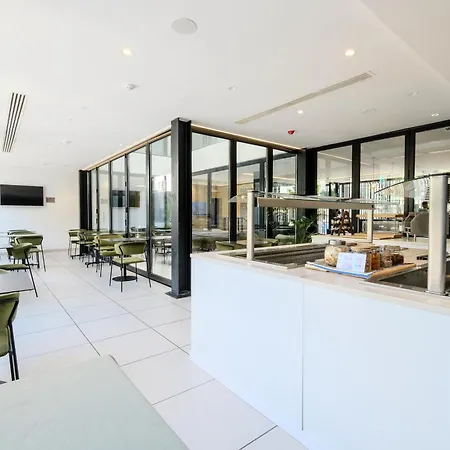 Azuline Hotel M-2