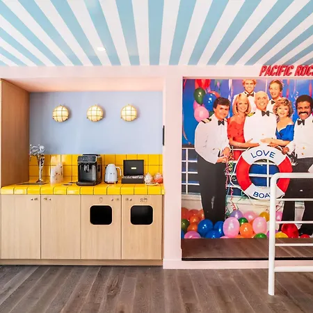Rockypop Marseille Hotel-3