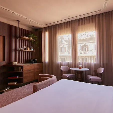 Grand Hotel Central, Small Luxury Hotels-3