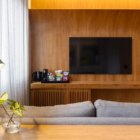 Regent Park Suite Hotel-3