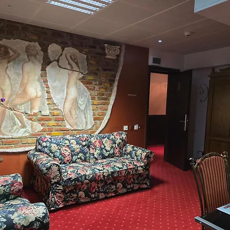 Legends Chambers By Grand Pier Boutique-2
