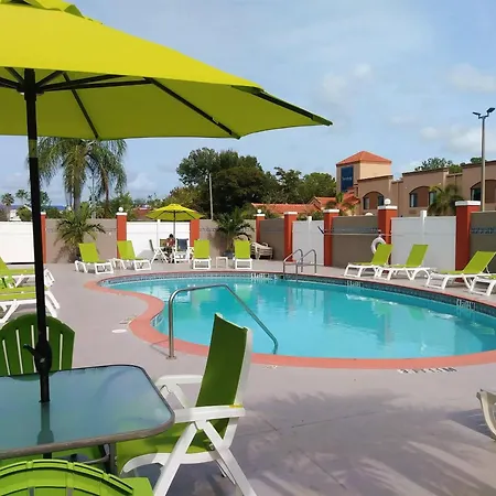 Quality Suites Fort Myers I-75-3