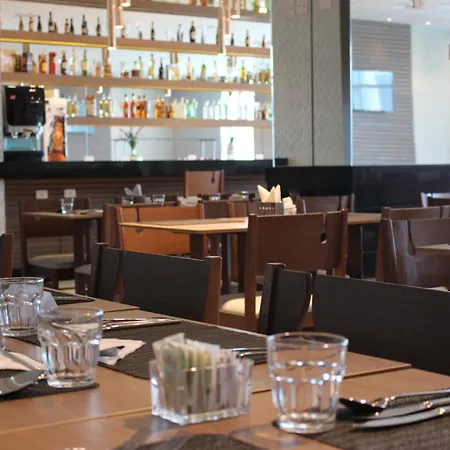 Esuites Hotel Recreio Shopping-3