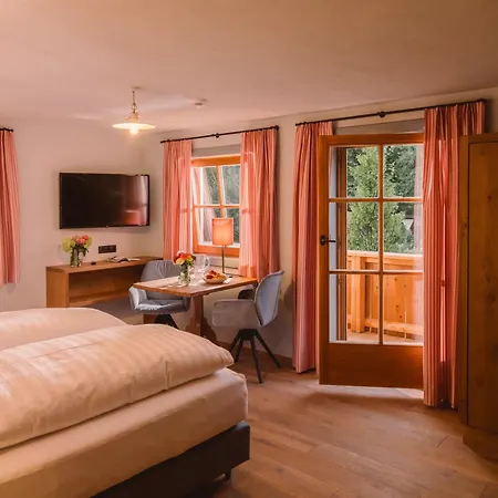 Landgasthof Hotel Linde-2