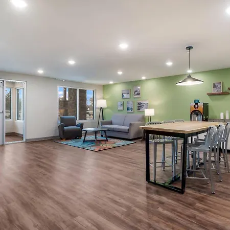 Woodspring Suites Tampa Airport North Veterans Expressway-3