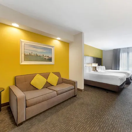 Comfort Suites Miami Airport North-2