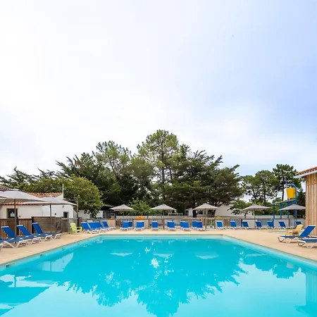 Village Vacances Passion Les Bris-3
