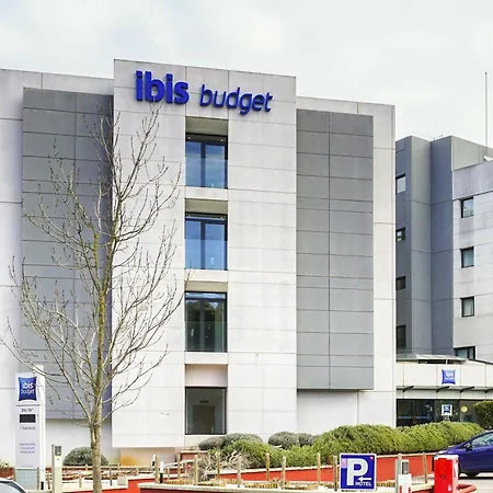 Ibis Budget Girona Costa Brava-2