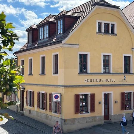 Boutique Hotel Am Schillerplatz-2