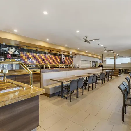 Best Western Plus Park Place Inn - Mini Suites-3