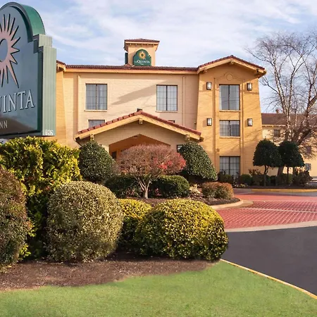 La Quinta Inn By Wyndham Norfolk Virginia Beach-3
