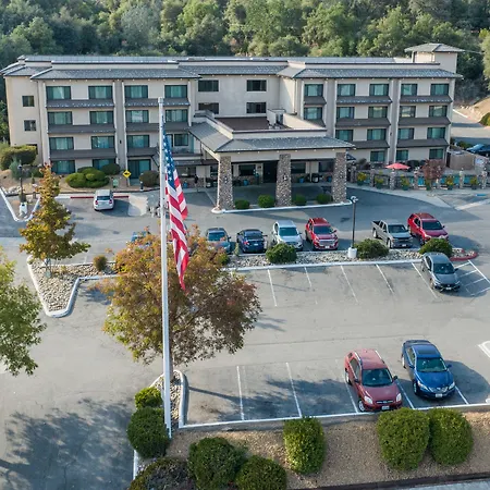Yosemite Southgate Hotel & Suites-3
