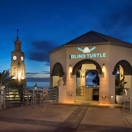 Hilton Daytona Beach Resort (Adults Only)-3