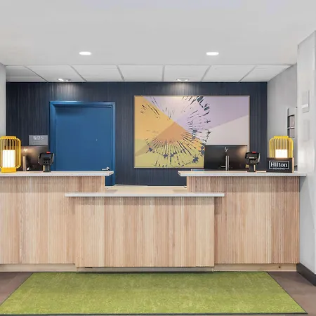 Spark By Hilton Colorado Springs I 25 Central-3