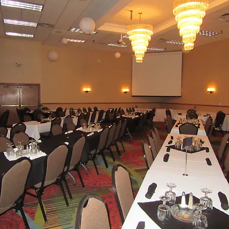 Express Suites Riverport Inn & Suites-2