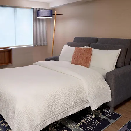 Fairfield Inn By Marriott Montreal Downtown-2
