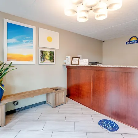 Days Inn Bna St Thomas W Hosp-3