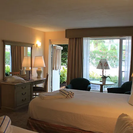Sandcastle Resort At Lido Beach-3