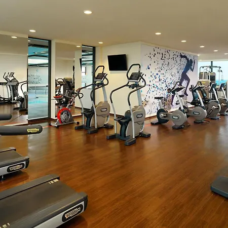 Four Points By Sheraton Munich Arabellapark-3