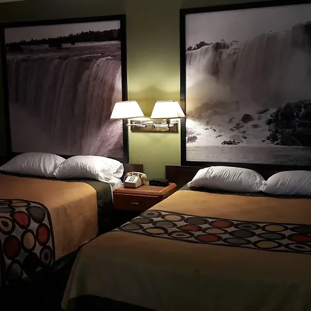 Super 8 By Wyndham Niagara Falls North-3