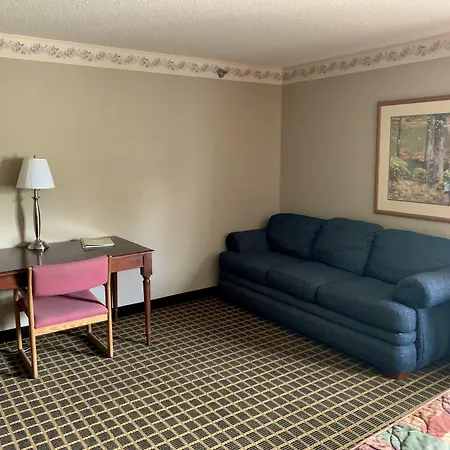 Country Inn Deerwood-2