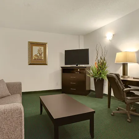 Comfort Inn & Suites-2