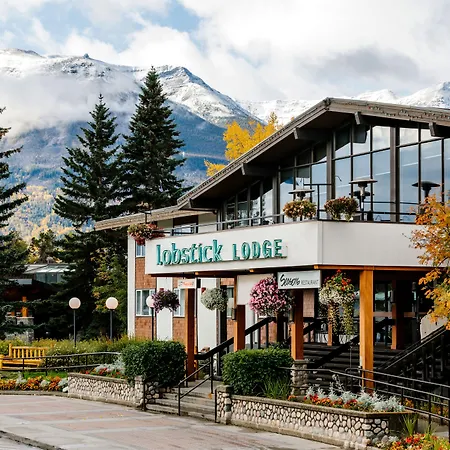 Lobstick Lodge-2