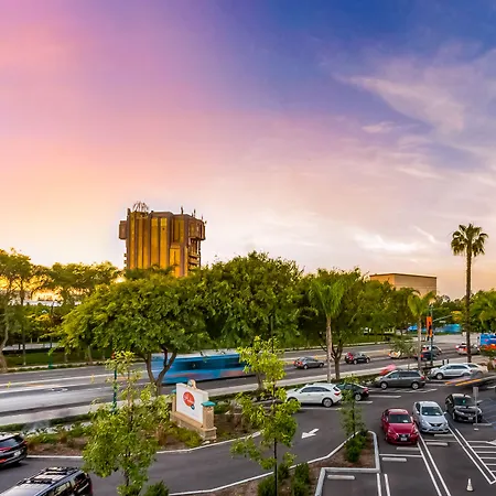 Anaheim Hotel-2