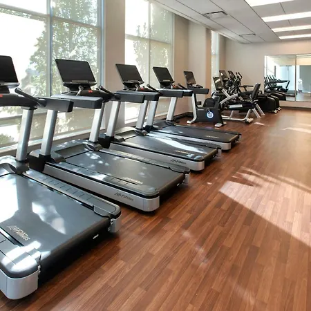 Courtyard By Marriott Philadelphia South At The Navy Yard-2