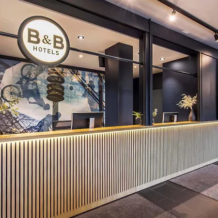 B&B Hotel Muenchen-Olympiapark-2