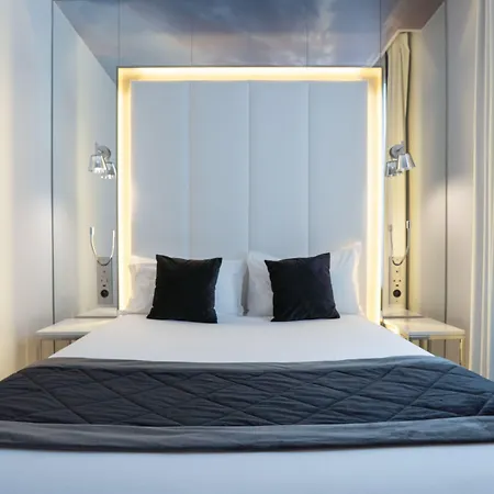 Nouvel Hotel Eiffel-3
