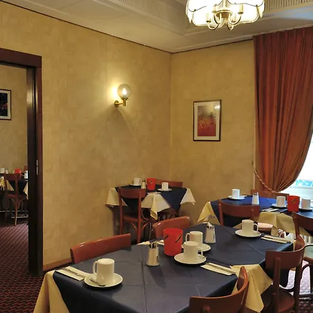 Hotel Moderne-2