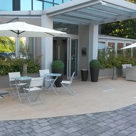 Hotel Montini Linate Airport-2