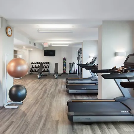 Delta Hotels By Marriott Vancouver Downtown Suites - Downtown Vancouver-3