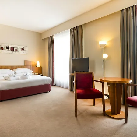 Astoria Hotel Antwerp-3