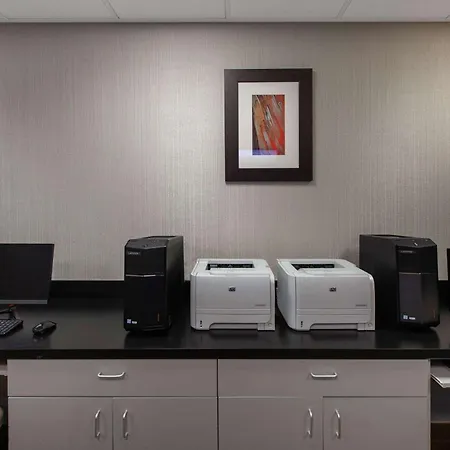 Wingate By Wyndham Oklahoma City Airport-2