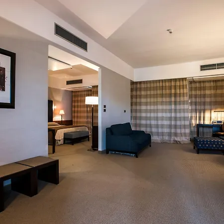 Flyon Hotel & Conference Center-3